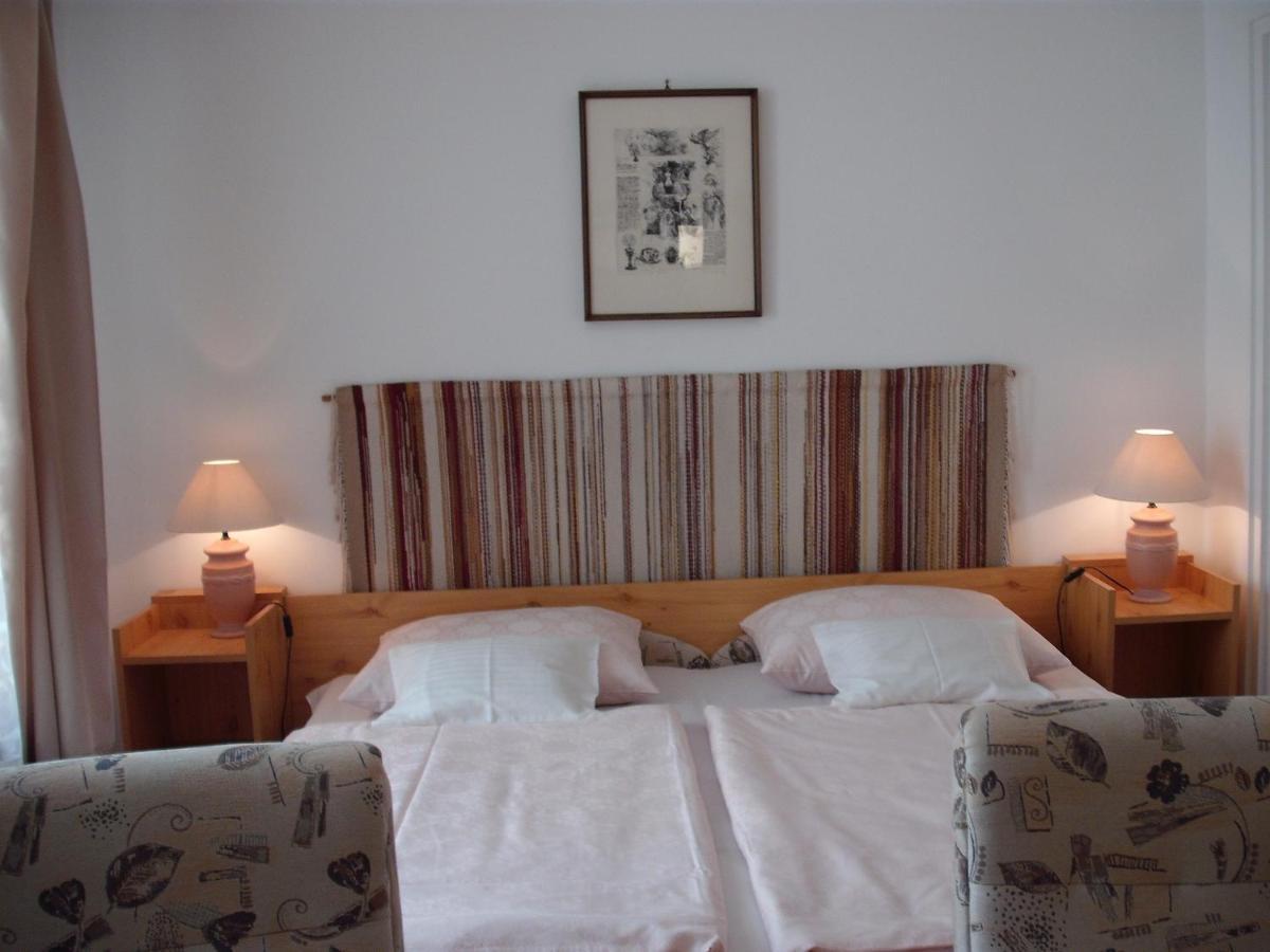 Apart Hevizi Haz Kamer foto