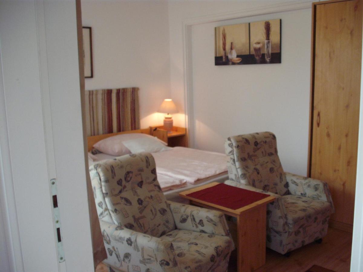 Apart Hevizi Haz Kamer foto